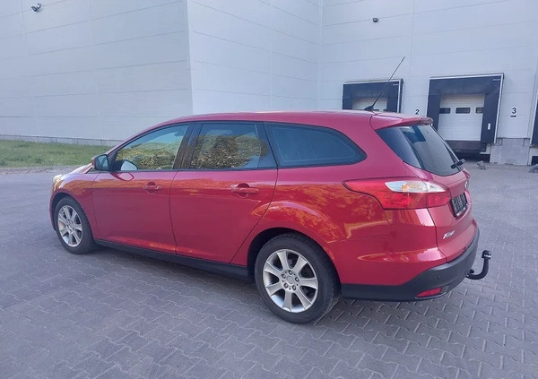 Ford Focus cena 24500 przebieg: 187700, rok produkcji 2014 z Limanowa małe 562